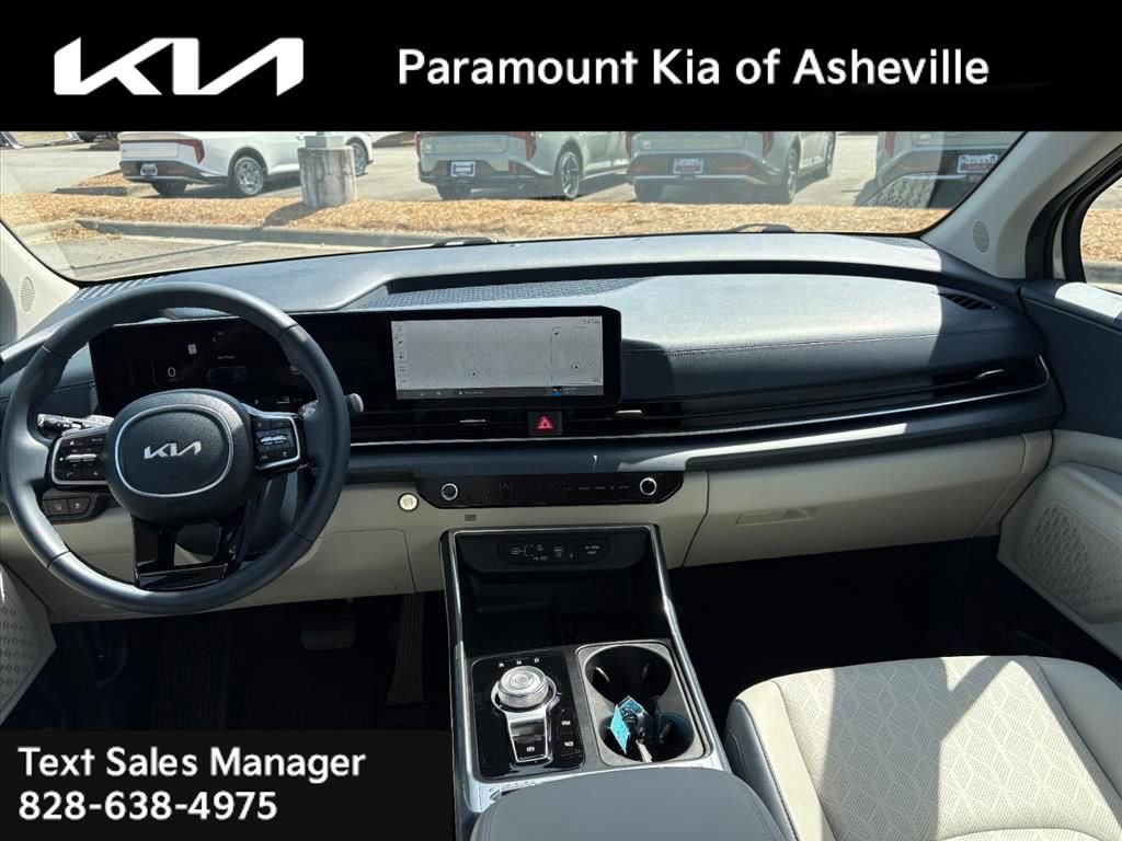 Certified 2026 Kia Carnival SX FWD image 7