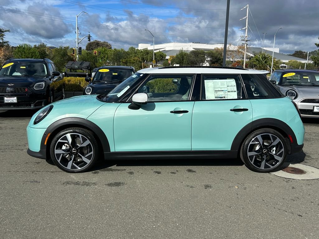 New 2026 MINI Cooper S image 2