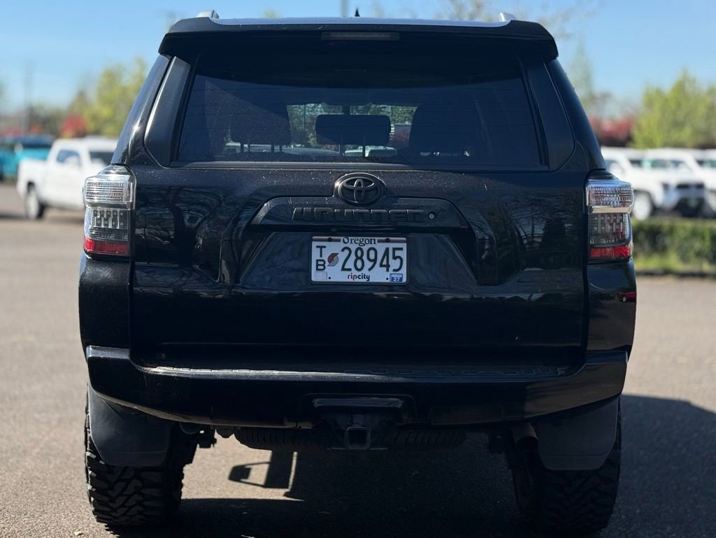 Used 2014 Toyota 4Runner SR5 image 4