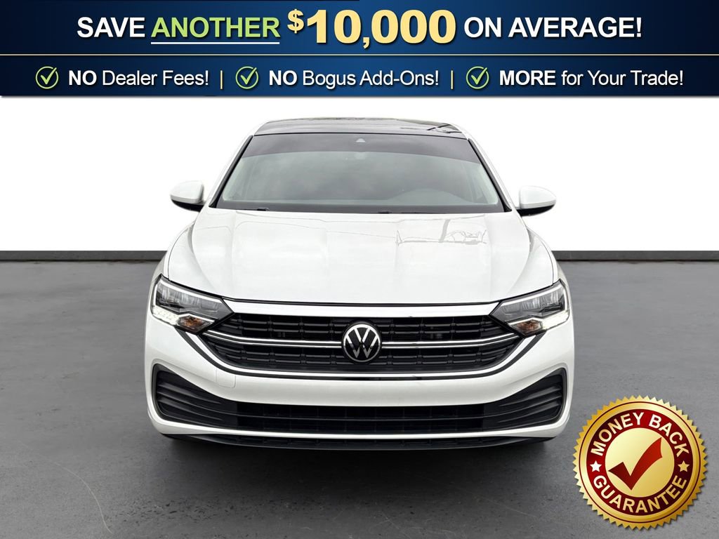 Used 2024 Volkswagen Jetta SE w/ Panoramic Sunroof Package image 11