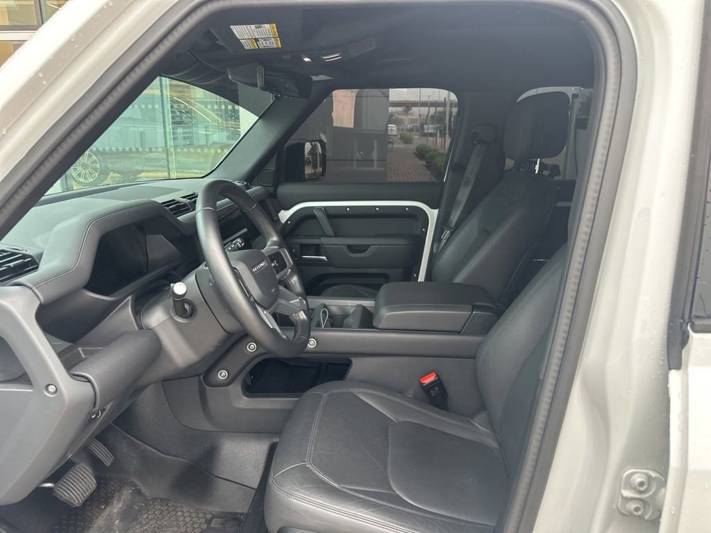 Certified 2025 Land Rover Defender 110 S AWD/4WD image 8