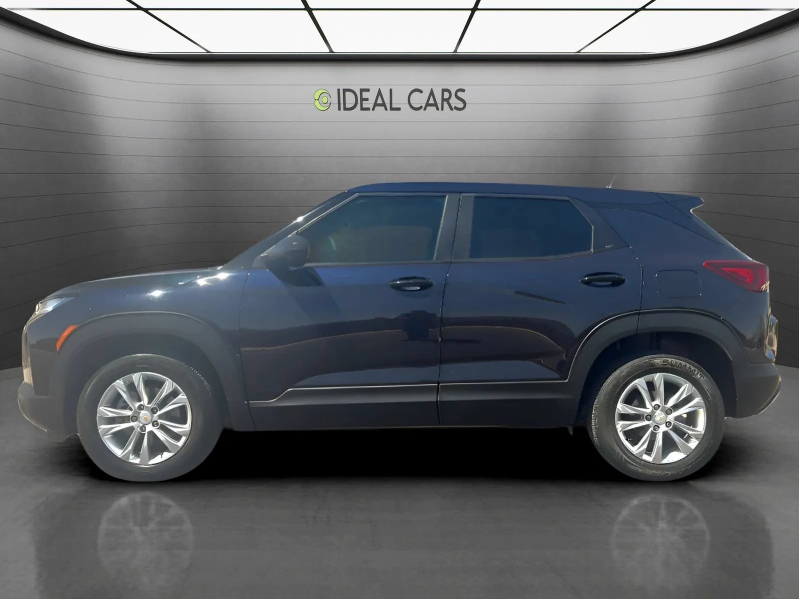 Used 2021 Chevrolet TrailBlazer LS AWD/4WD image 8