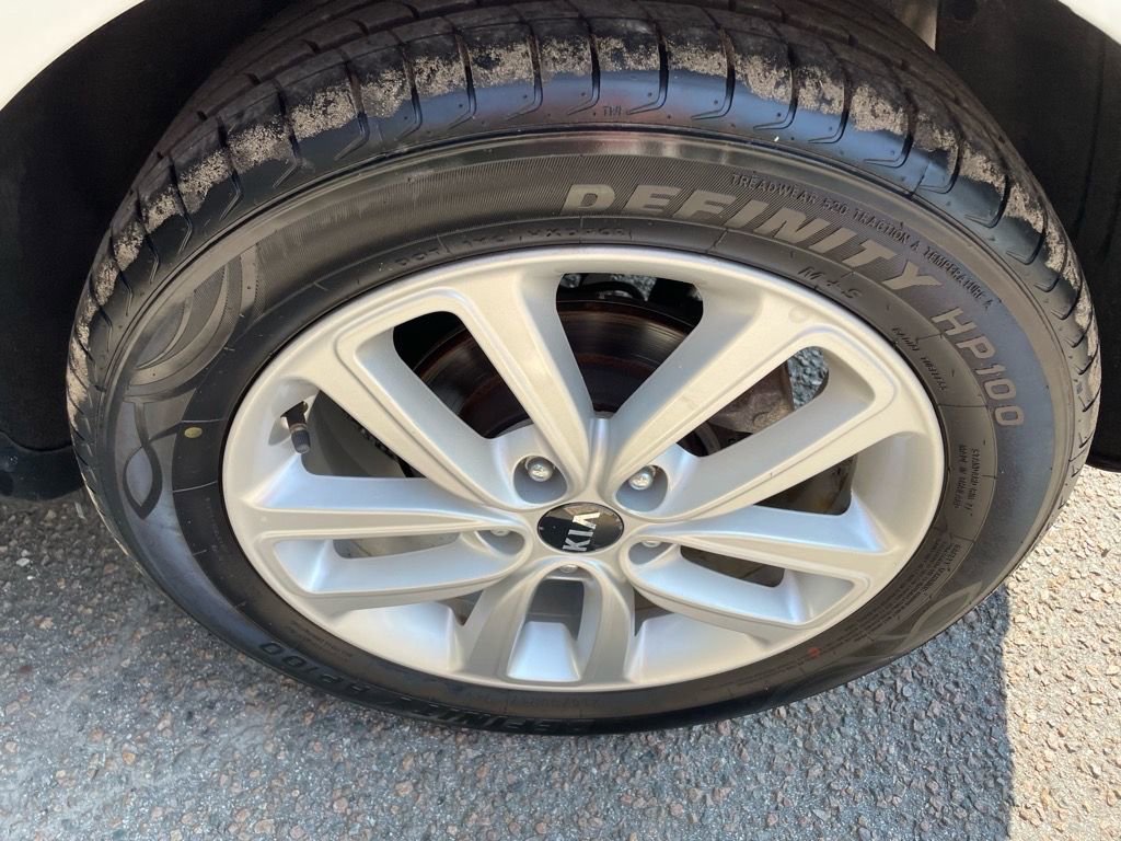 Used 2019 Kia Soul + image 26