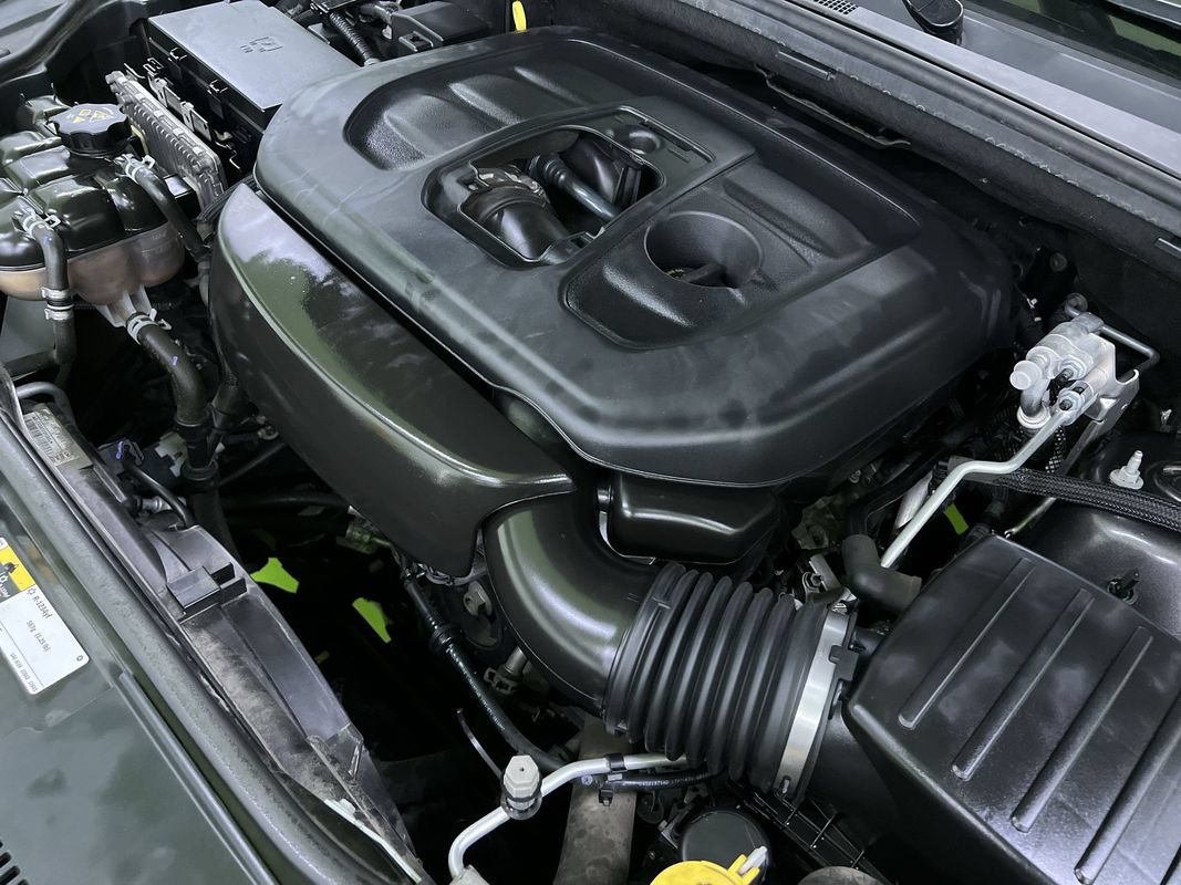 Used 2018 Jeep Grand Cherokee Altitude AWD/4WD image 30