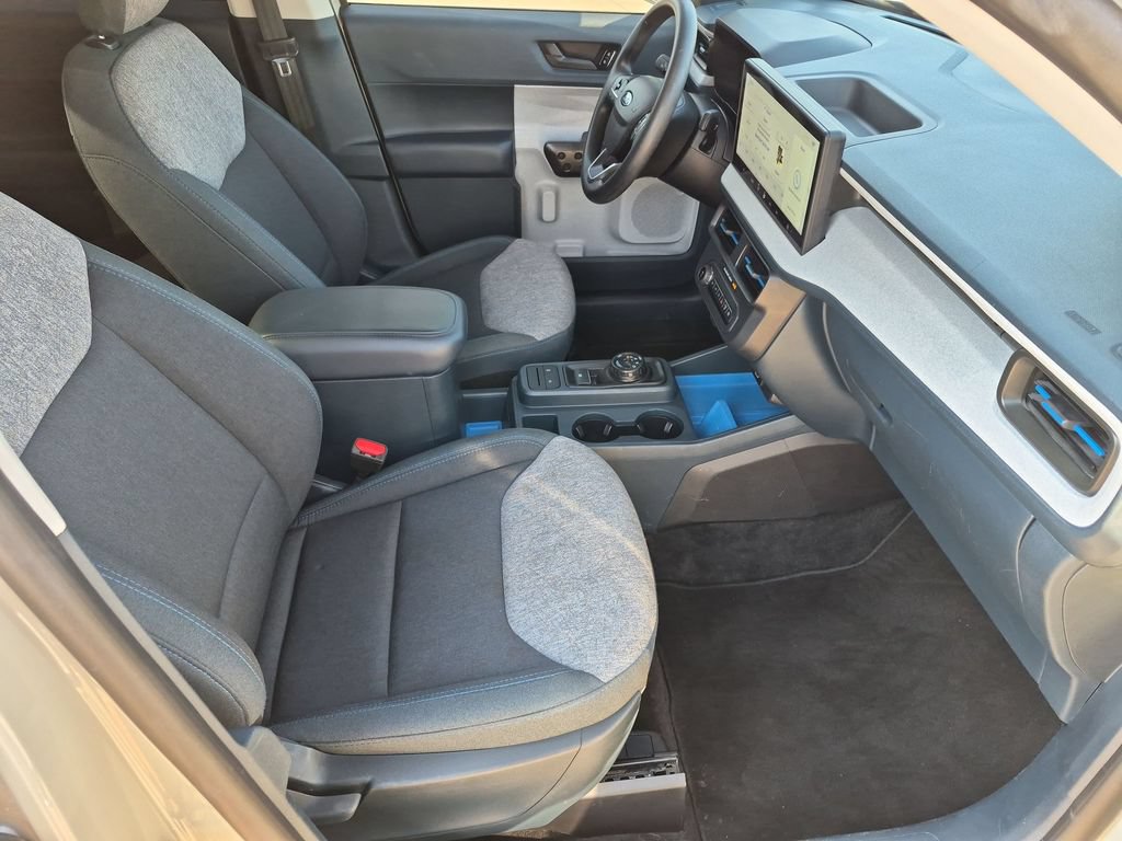 Used 2025 Ford Maverick XLT w/ Equipment Group 302A AWD/4WD image 35