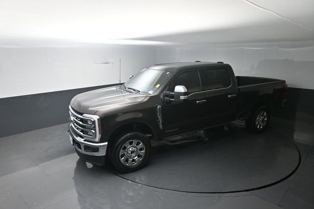 Certified 2025 Ford F250 Lariat w/ Lariat Ultimate Package AWD/4WD image 28