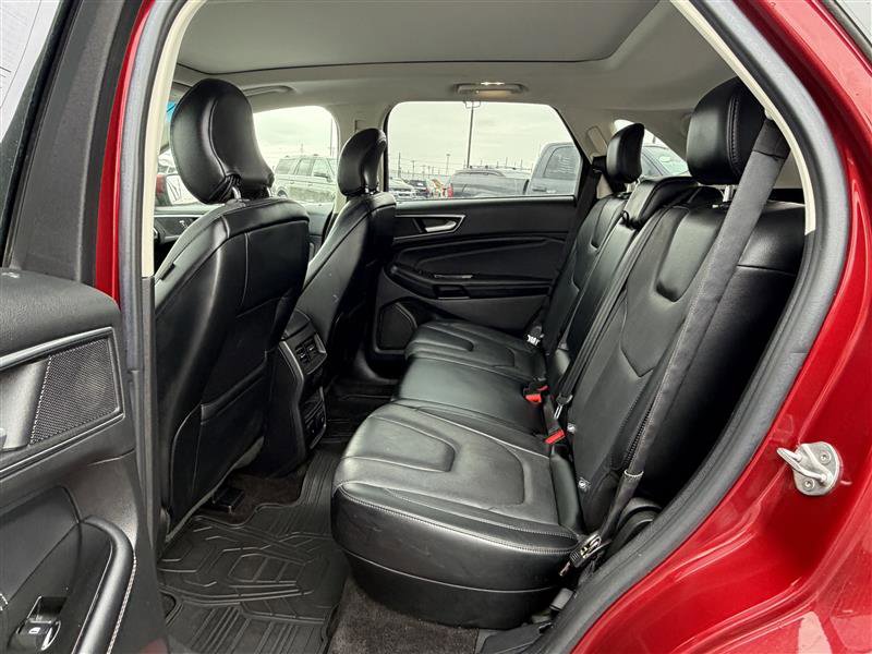 Used 2016 Ford Edge Titanium w/ Equipment Group 302A AWD/4WD image 14