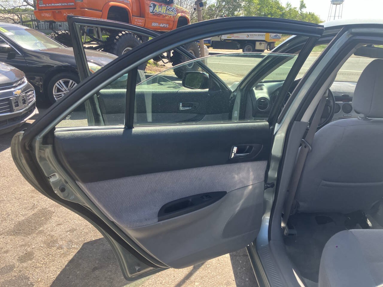 Used 2004 MAZDA MAZDA6 i FWD image 18