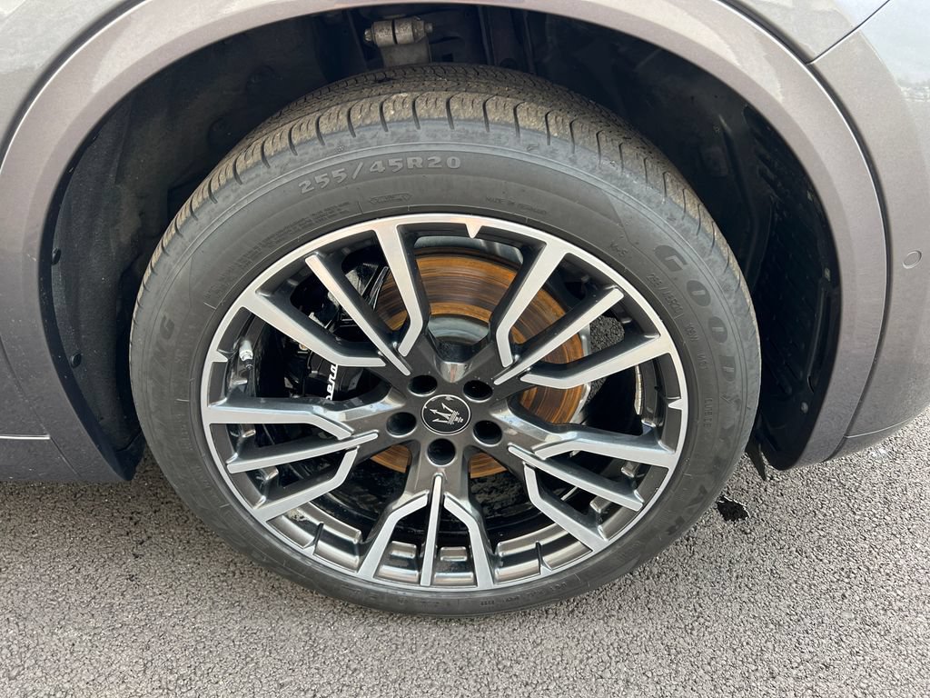 Used 2023 Maserati Grecale GT AWD/4WD image 41
