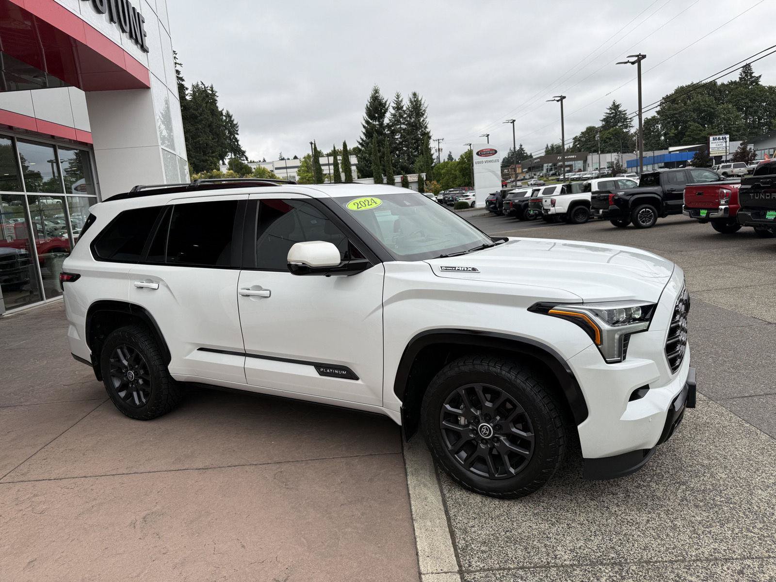 Certified 2024 Toyota Sequoia Platinum AWD/4WD image 9