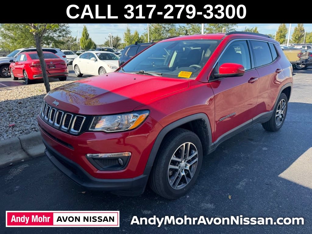 Used 2019 Jeep Compass Latitude w/ Cold Weather Group AWD/4WD image 3