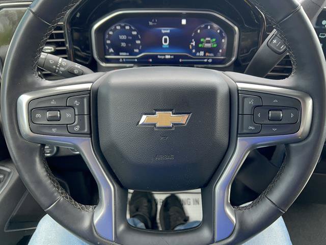 Used 2023 Chevrolet Silverado 1500 LT AWD/4WD image 19