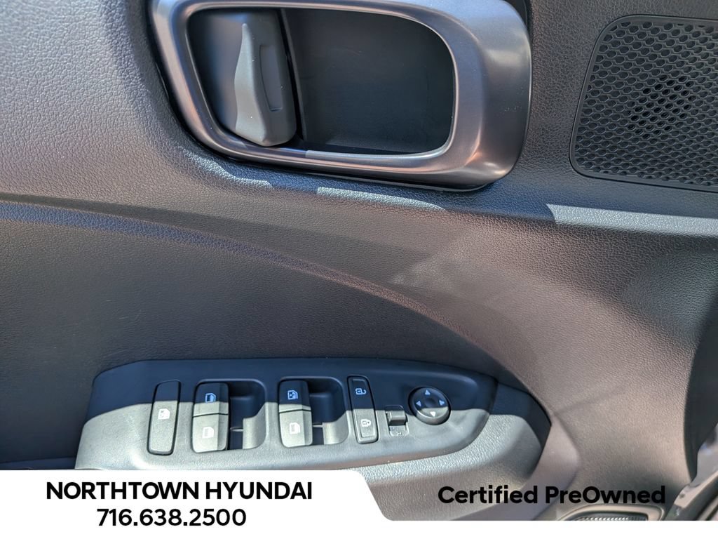 Certified 2026 Hyundai Venue SEL FWD image 30