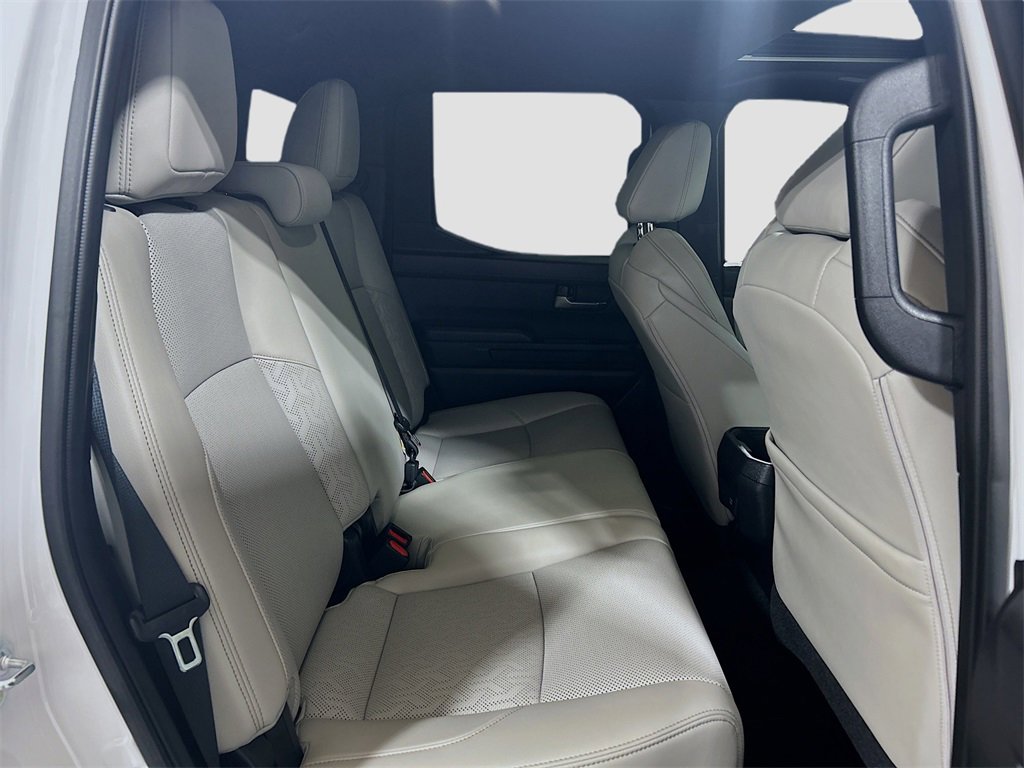 Used 2025 Toyota Tacoma TRD Sport image 24