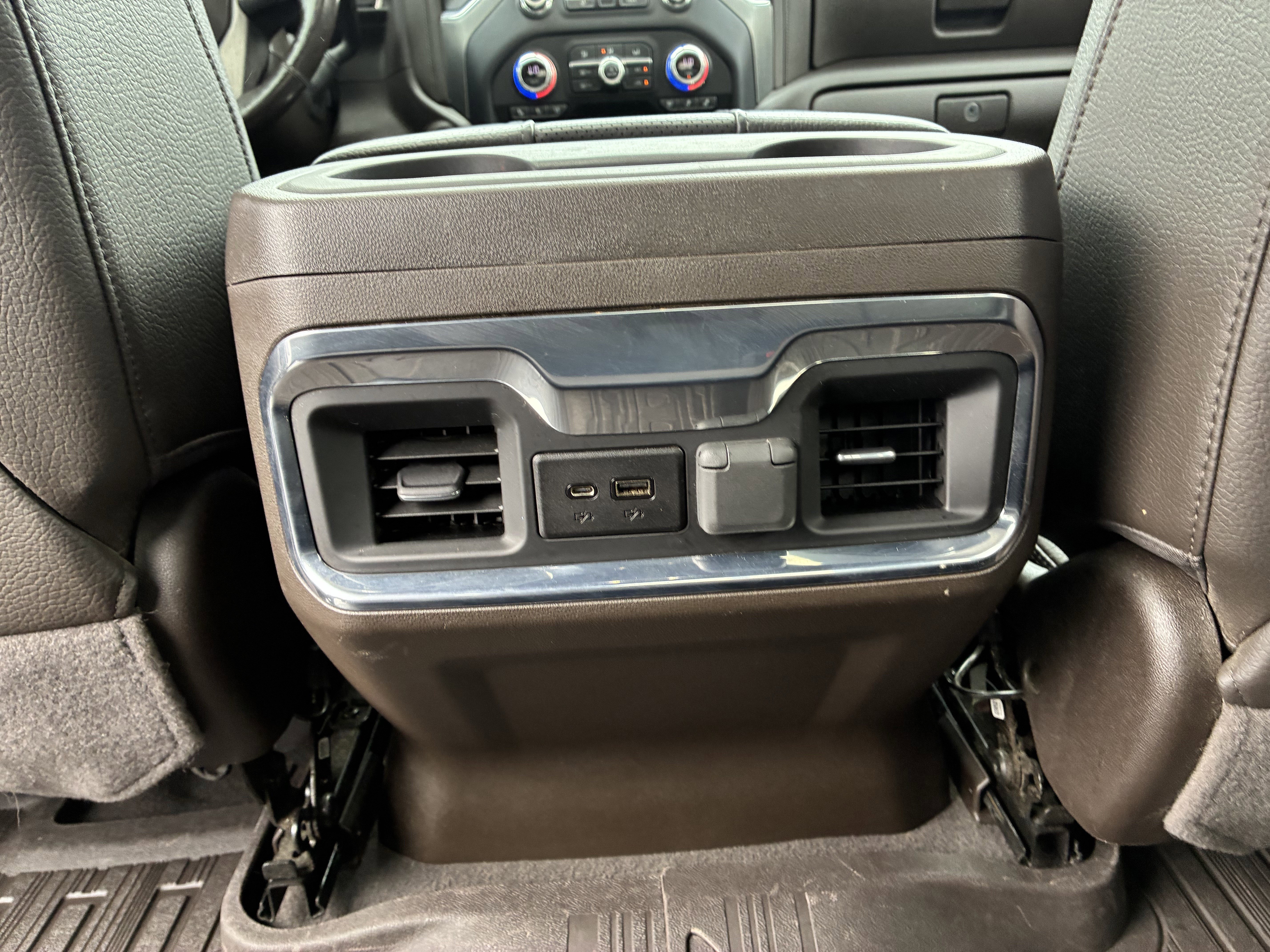 Used 2022 GMC Sierra 1500 Denali w/ Denali Premium Package AWD/4WD image 18