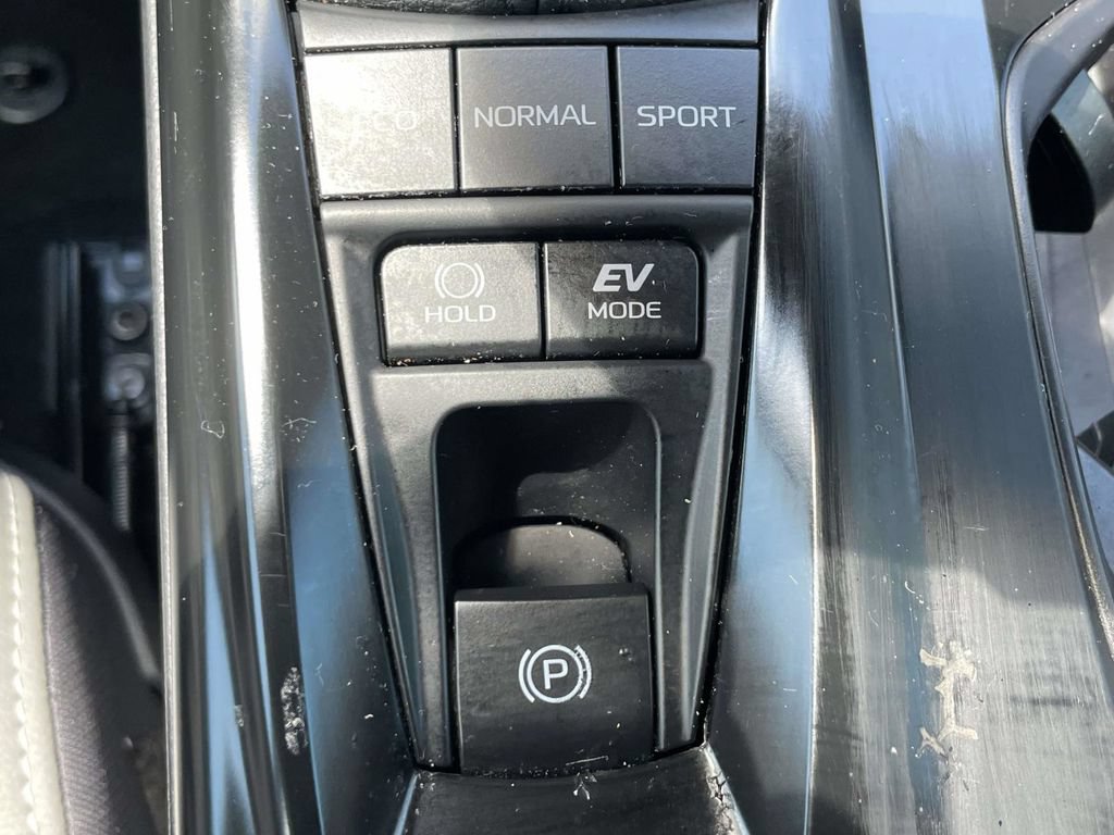 Used 2026 Toyota Camry SE w/ Convenience Package FWD image 31