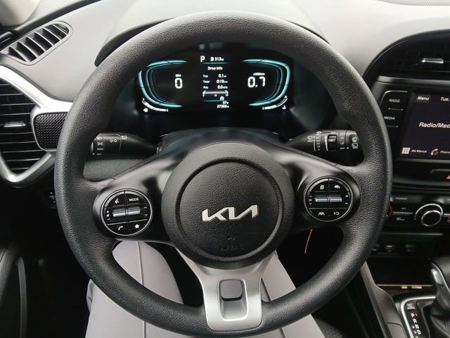 Certified 2025 Kia Soul LX w/ LX Technology Package FWD image 14