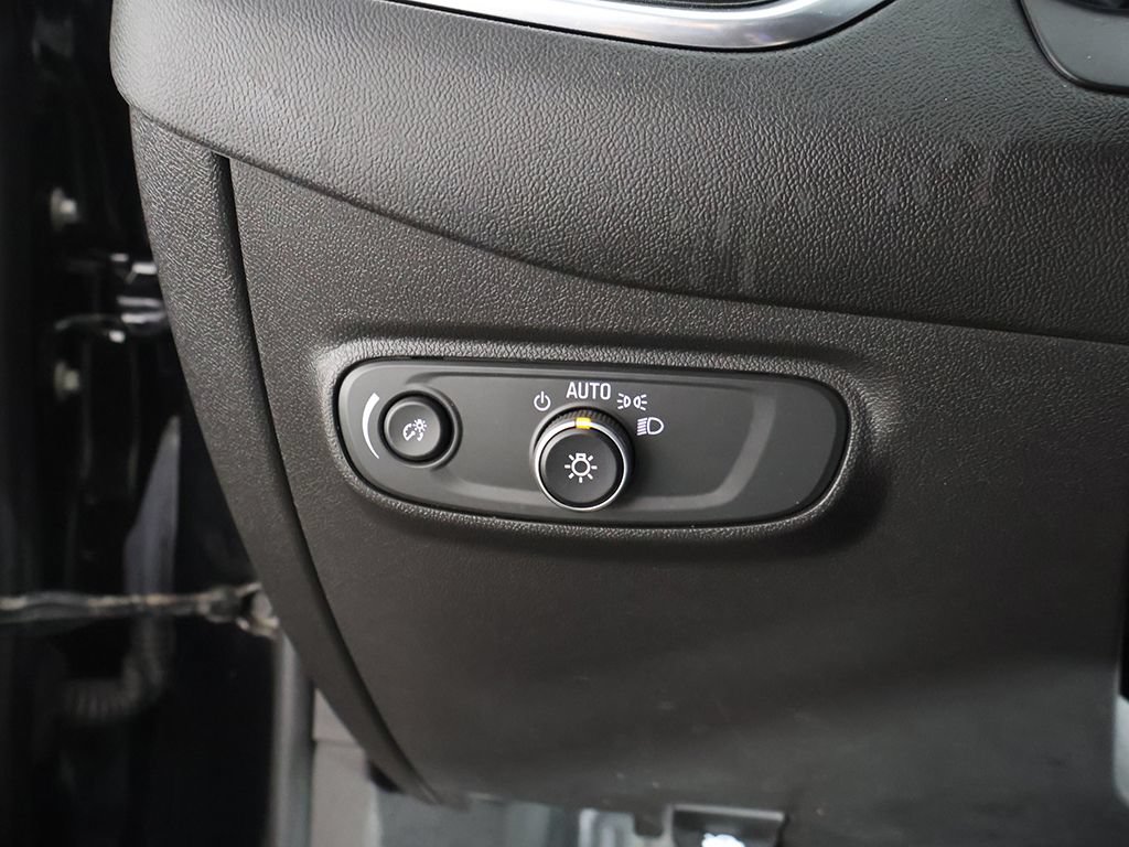 Used 2024 Chevrolet Equinox LS AWD/4WD image 35