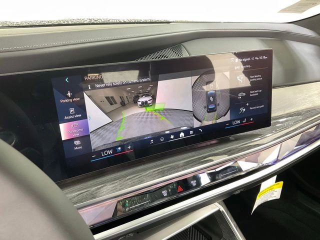 Used 2024 BMW i7 eDrive50 image 15