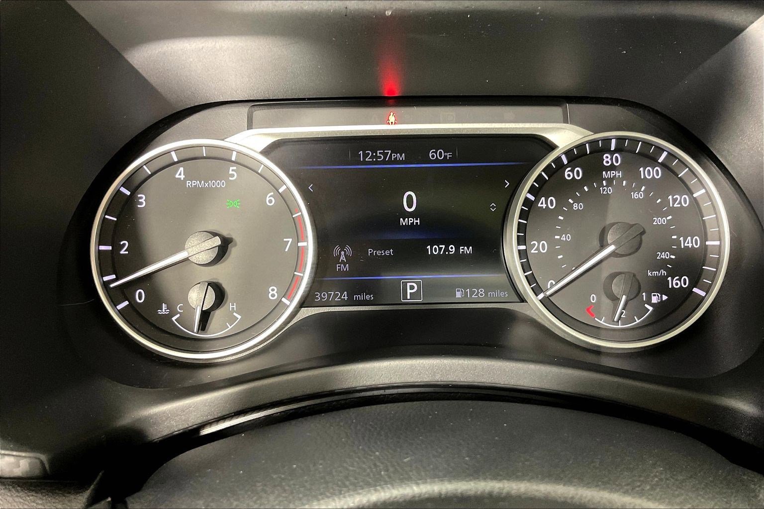 Used 2024 Nissan Sentra SV w/ SV Premium Package FWD image 13