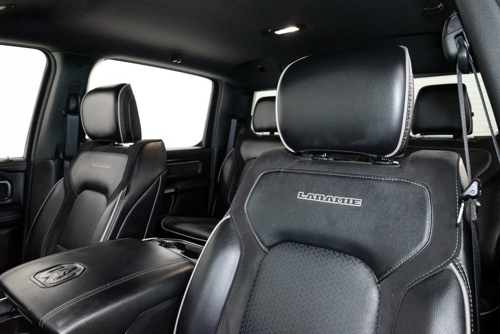 Used 2024 RAM 1500 Laramie AWD/4WD image 11