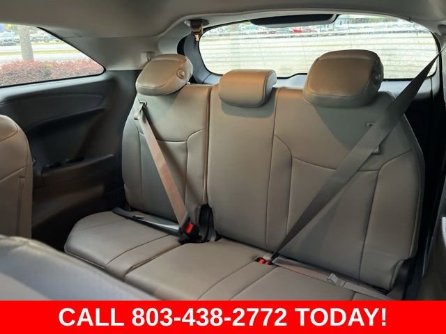 Used 2025 Toyota Sienna XLE image 13