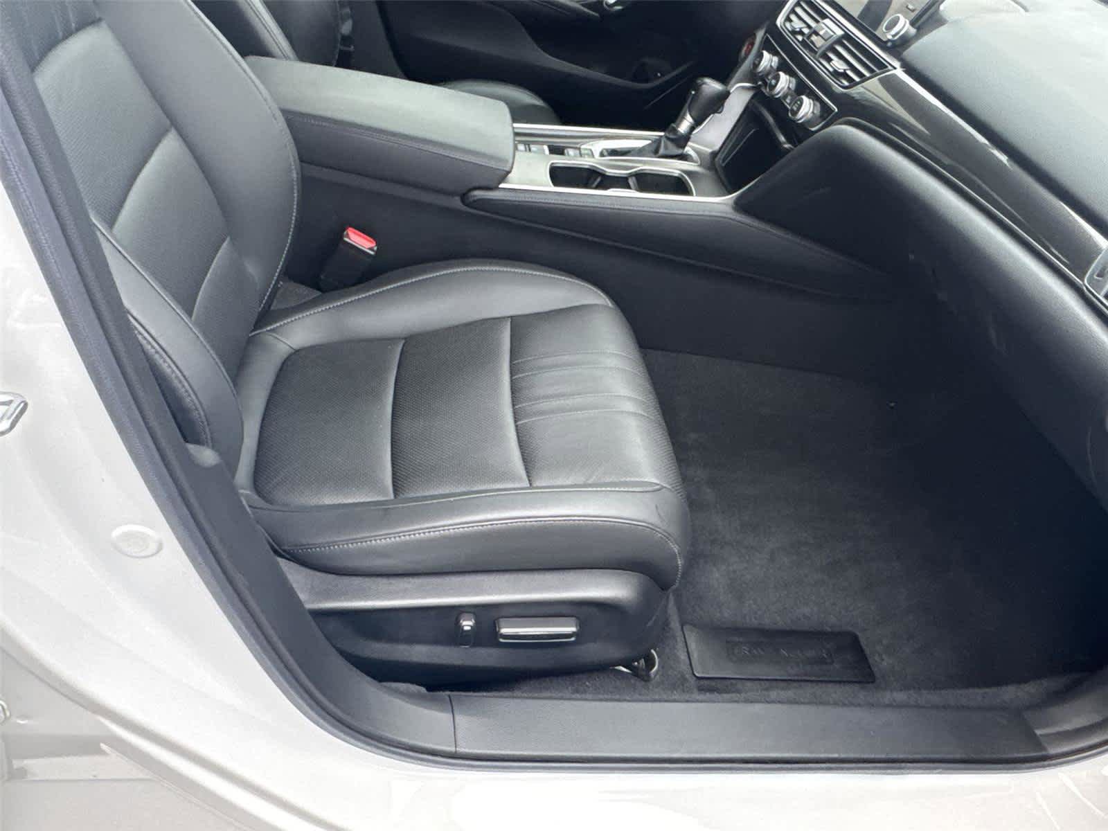 Used 2022 Honda Accord Sport Special Edition image 15