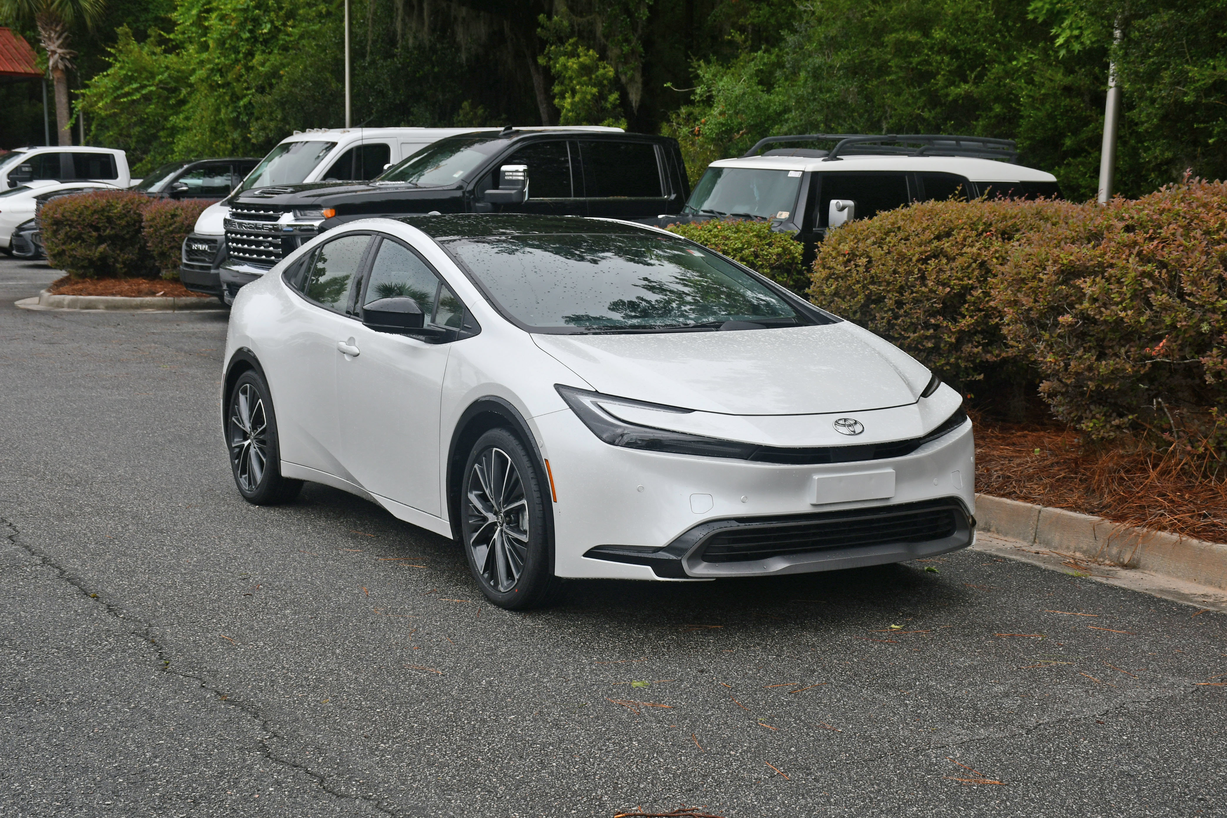 Certified 2024 Toyota Prius Limited w/ Limited Premium Package FWD image 6