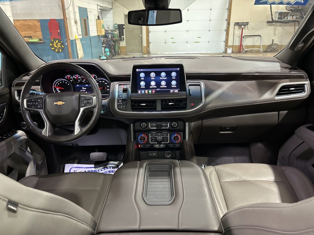 Used 2021 Chevrolet Tahoe LT w/ LT Signature Package image 2