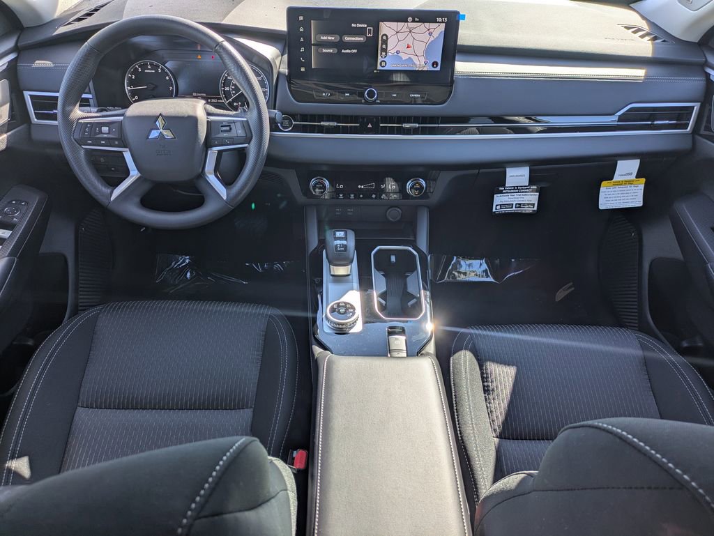 New 2026 Mitsubishi Outlander ES image 13