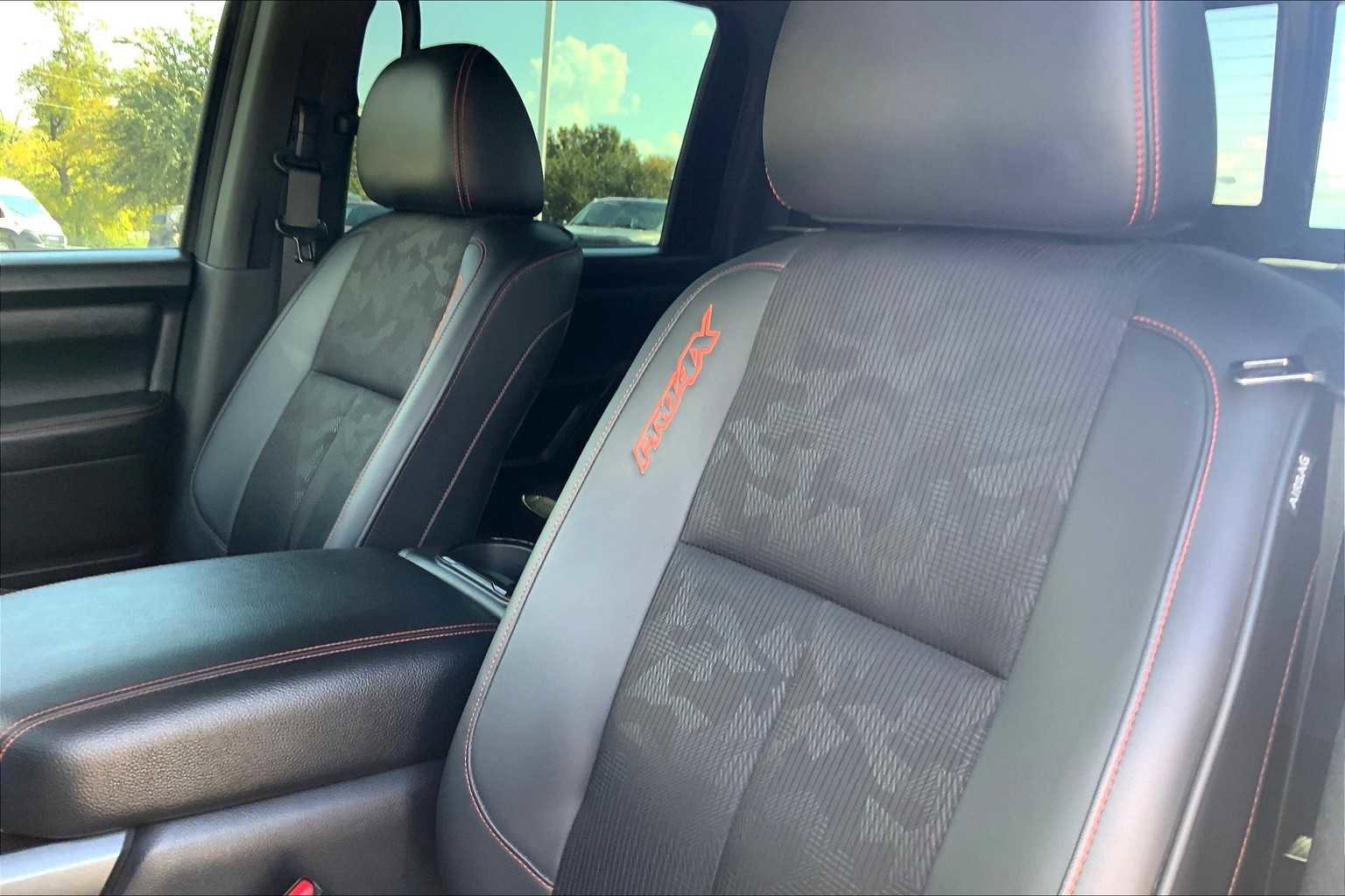 Used 2021 Nissan Titan PRO-4X w/ Pro-4x Utility Package image 6