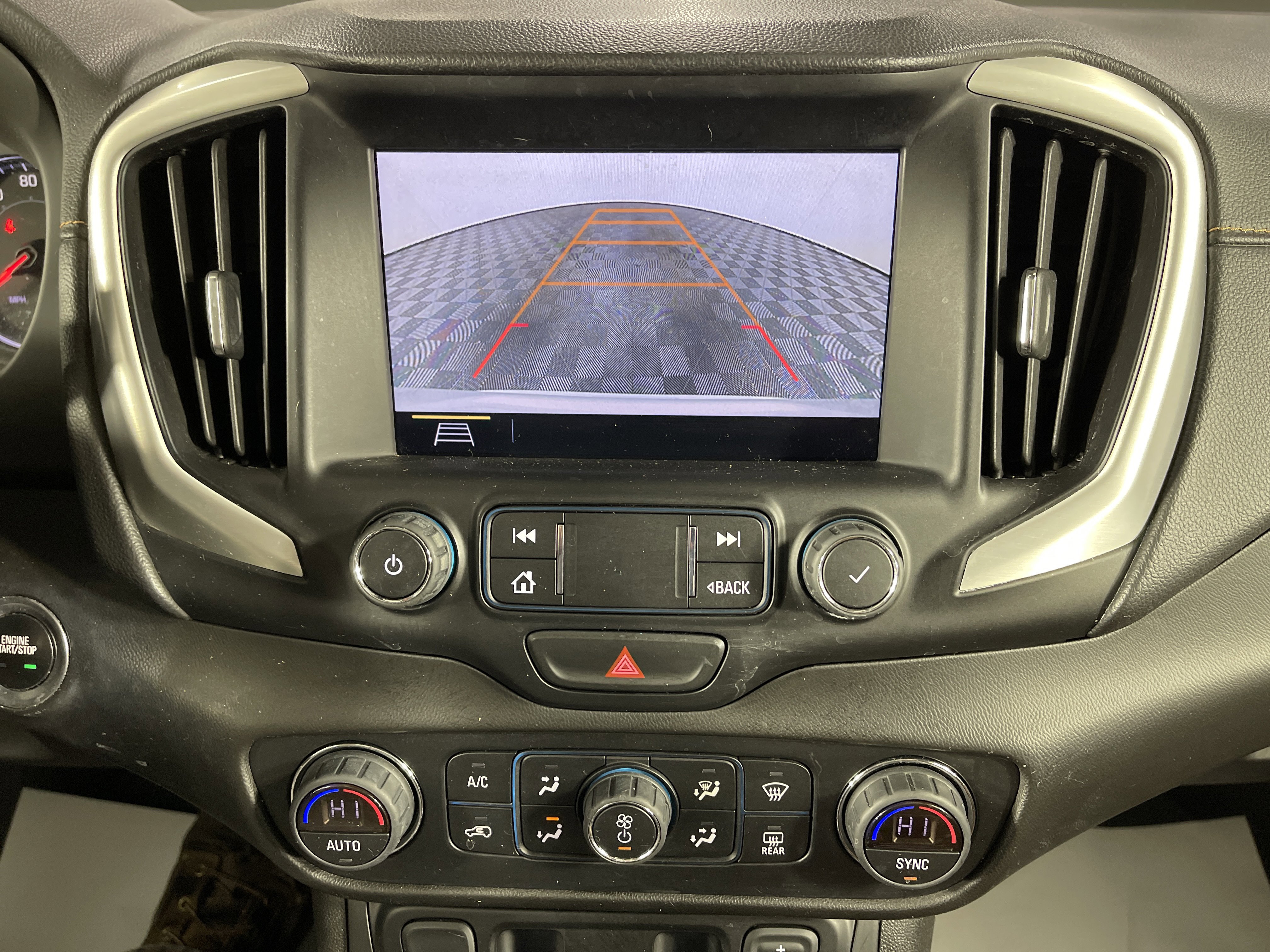 Used 2020 GMC Terrain SLT w/ Preferred Package image 24