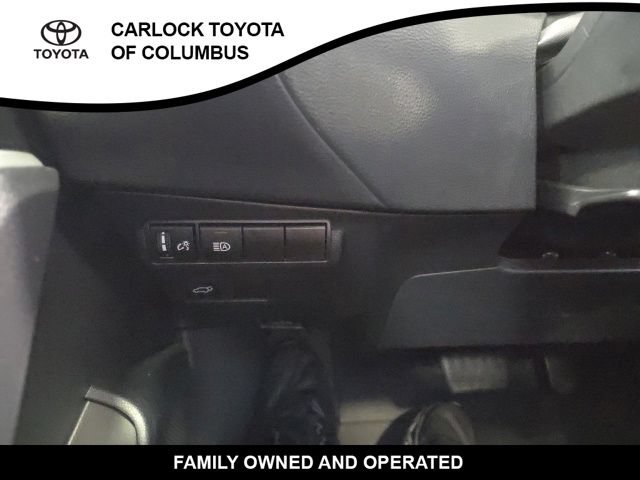 Used 2024 Toyota Corolla Cross XLE w/ Convenience Package FWD image 25