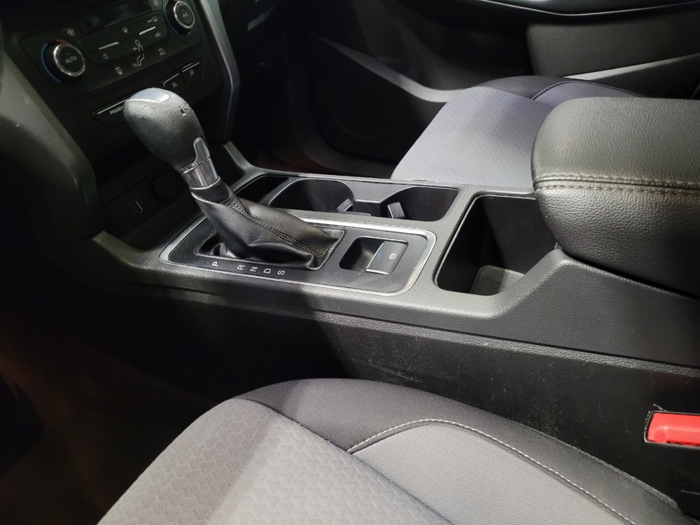Used 2017 Ford Escape SE FWD image 26