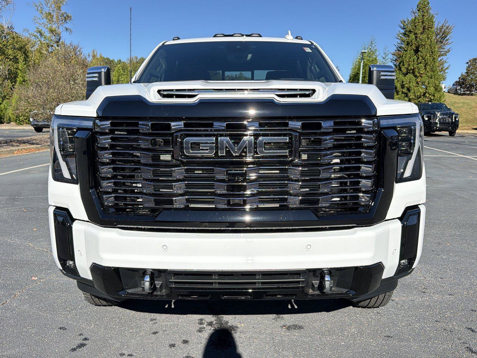 New 2026 GMC Sierra 3500 Denali Ultimate AWD/4WD image 2