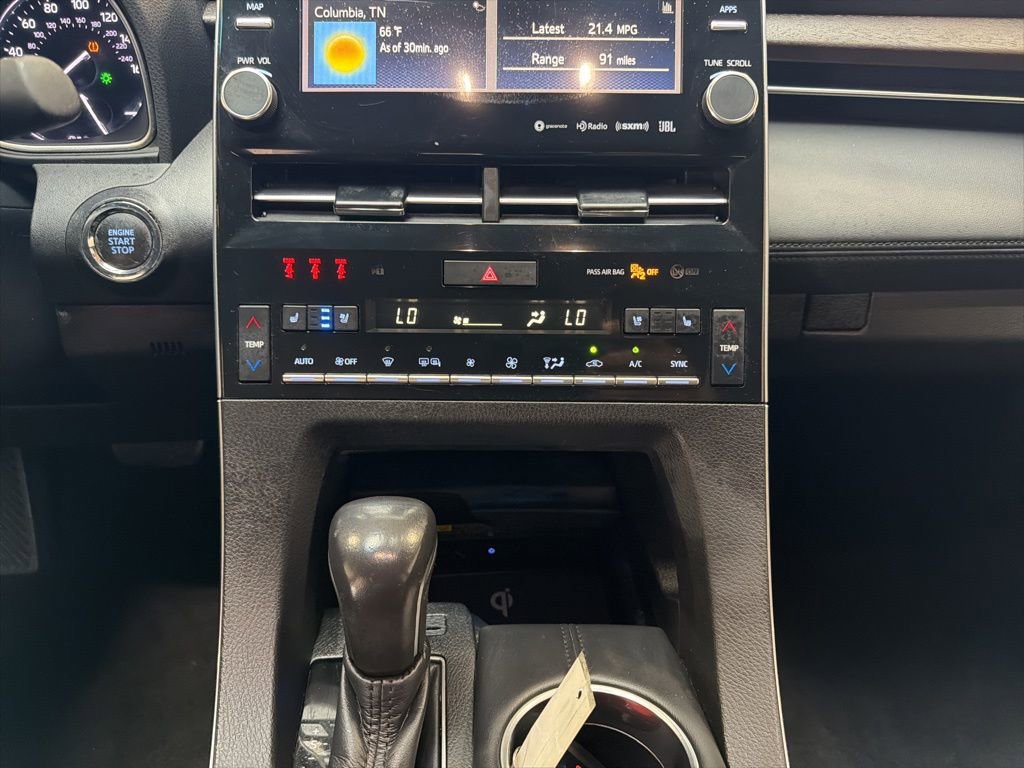 Used 2021 Toyota Avalon Limited FWD image 19