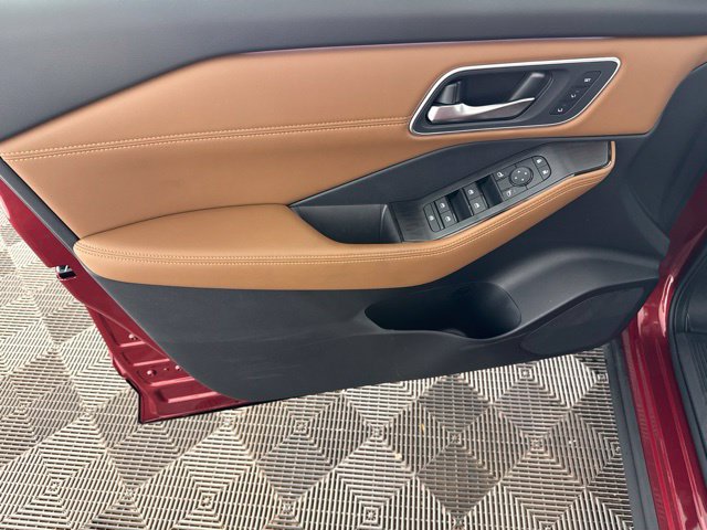 New 2026 Nissan Rogue Platinum AWD/4WD image 24