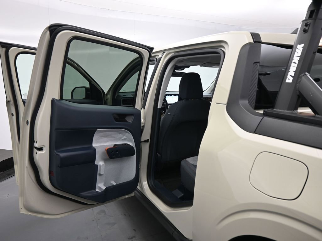 Certified 2024 Ford Maverick XLT image 17