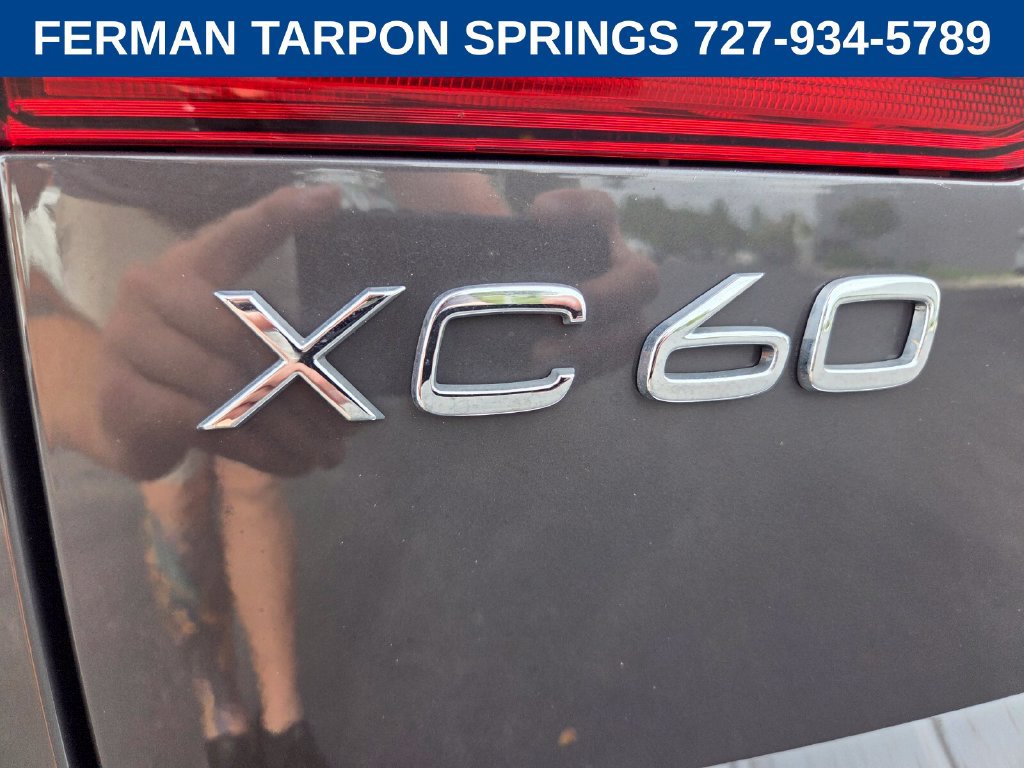 Certified 2024 Volvo XC60 B5 Plus w/ Protection Package Premier AWD/4WD image 15
