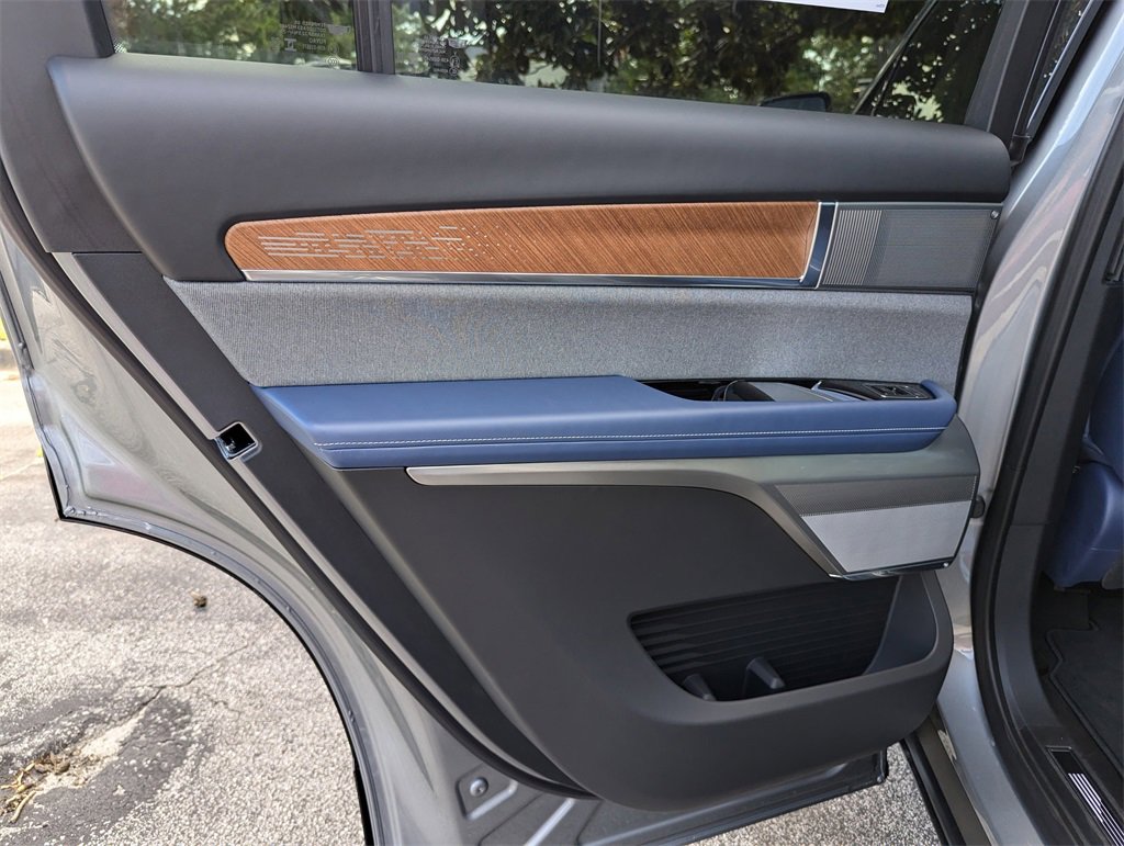 New 2026 Cadillac Vistiq Premium Luxury image 30