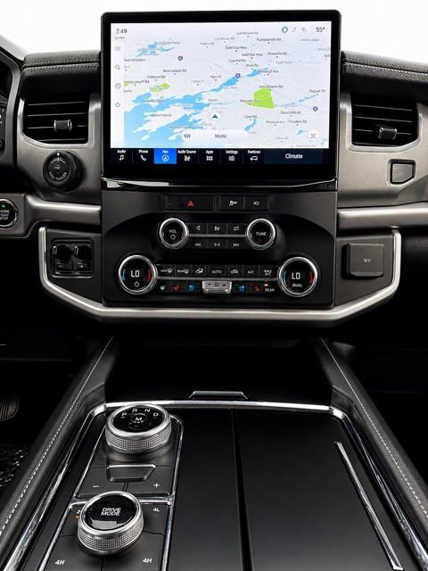 Used 2023 Ford Expedition XLT AWD/4WD image 26