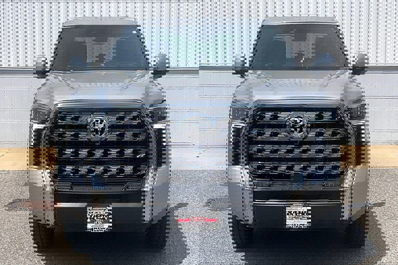 Used 2024 Toyota Tundra Platinum image 3