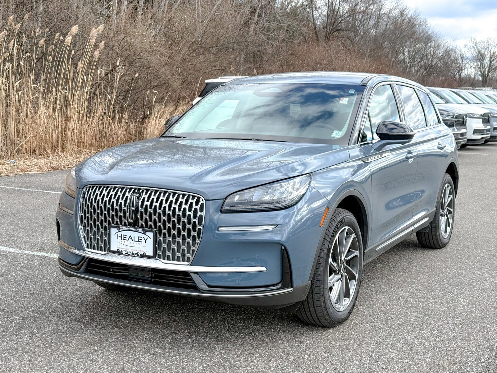 Used 2023 Lincoln Corsair AWD w/ Equipment Group 101A image 3