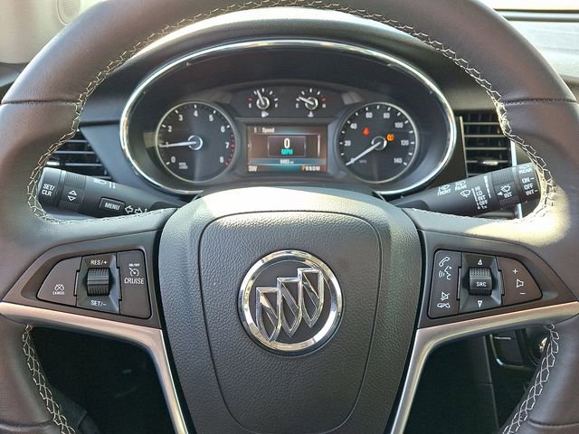 Used 2021 Buick Encore Preferred image 19