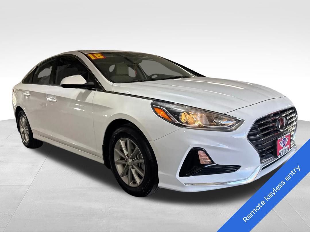 Used 2018 Hyundai Sonata SE FWD image 3