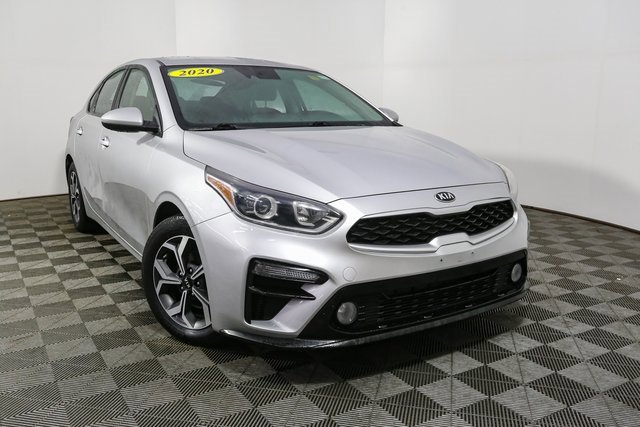 Used 2020 Kia Forte LXS image 3