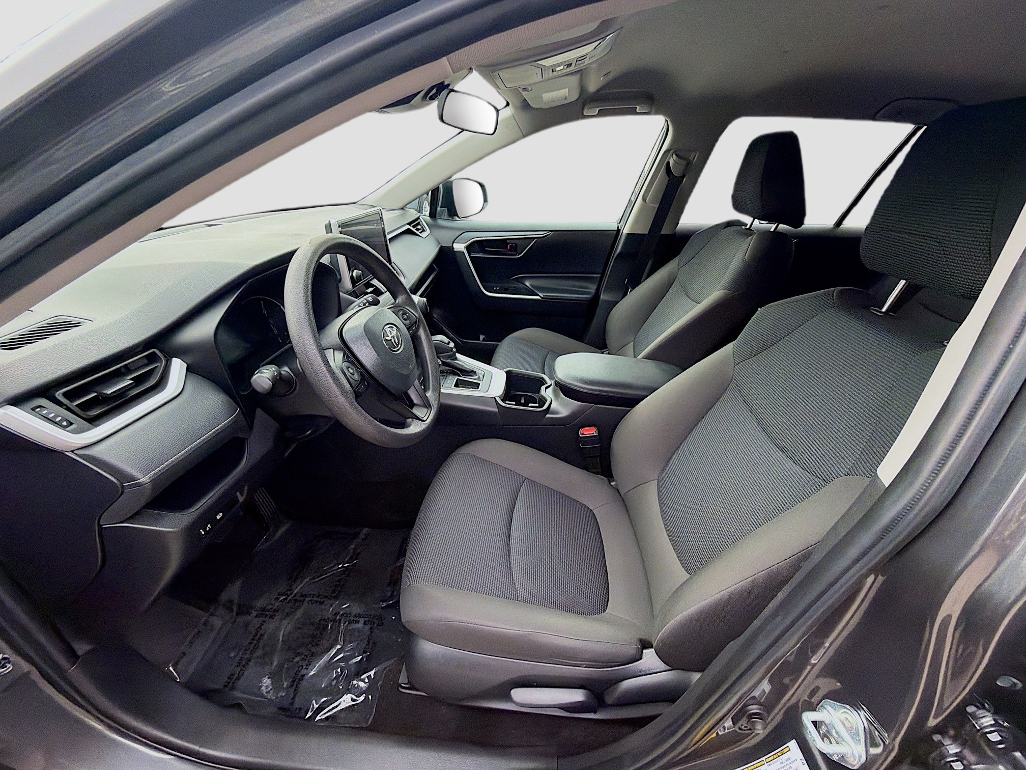 Used 2024 Toyota RAV4 LE FWD image 16