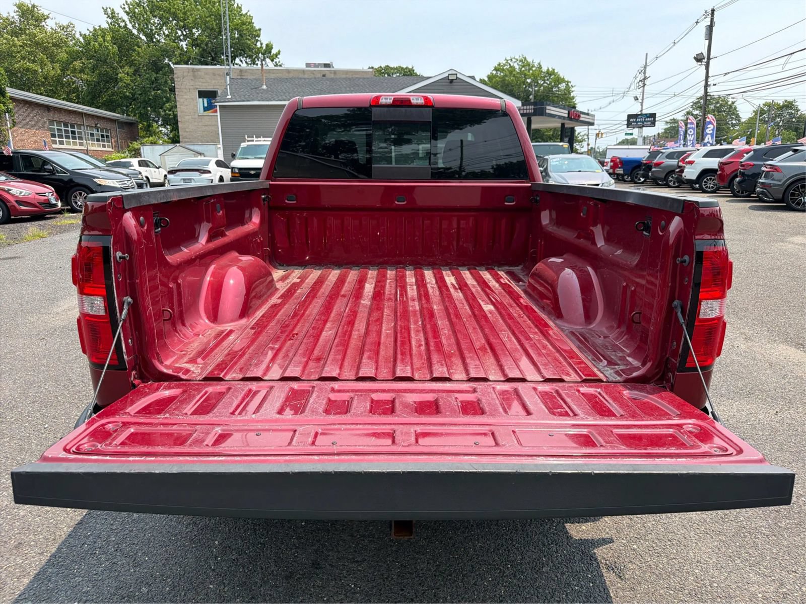 Used 2018 GMC Sierra 1500 SLE w/ SLE Value Package AWD/4WD image 11