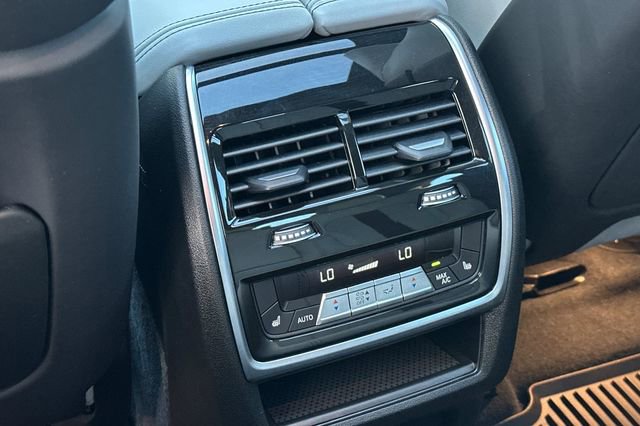 Used 2026 BMW X6 M Competition image 15