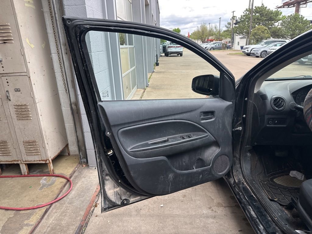 Used 2017 Mitsubishi Mirage G4 ES FWD image 13